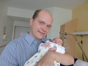 Am 31. Mai 2013 wurde Alexander Ehrlichs Sohn Jonas Scherler in Duisburg geboren